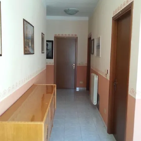 Jolanda 2* Ντιάνο Μαρίνα