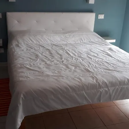 Jolanda Ξενοδοχείο Ντιάνο Μαρίνα