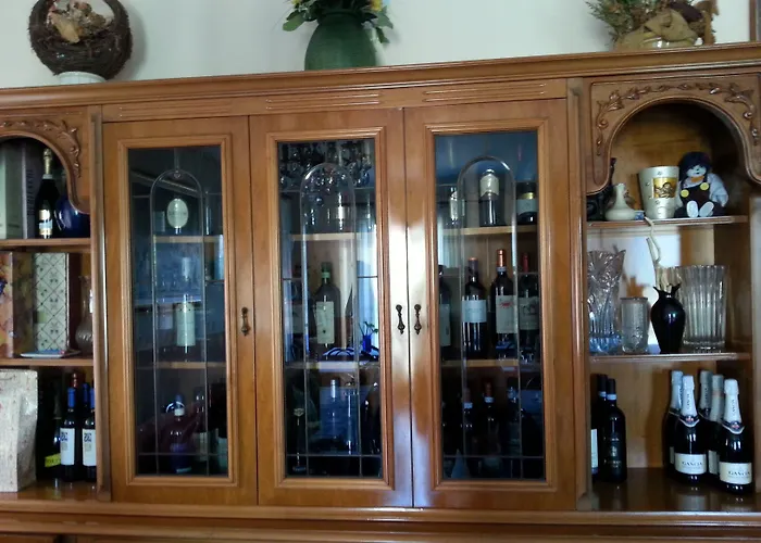 酒店 Jolanda 迪亚诺马里纳