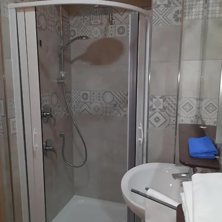 Jolanda Otel Diano Marina