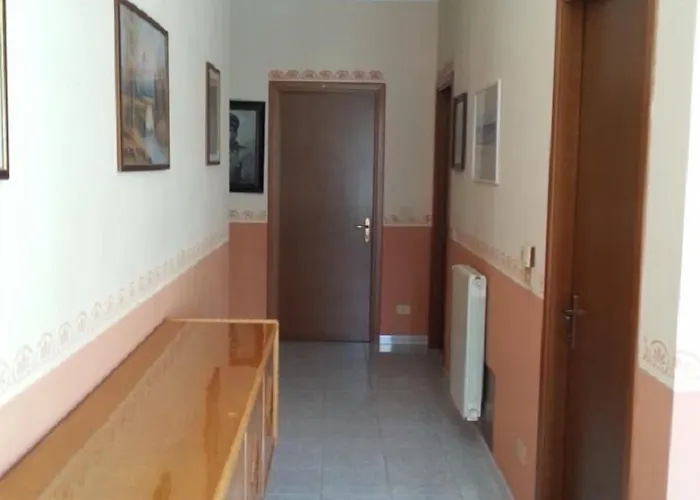 Jolanda 2* Diano Marina